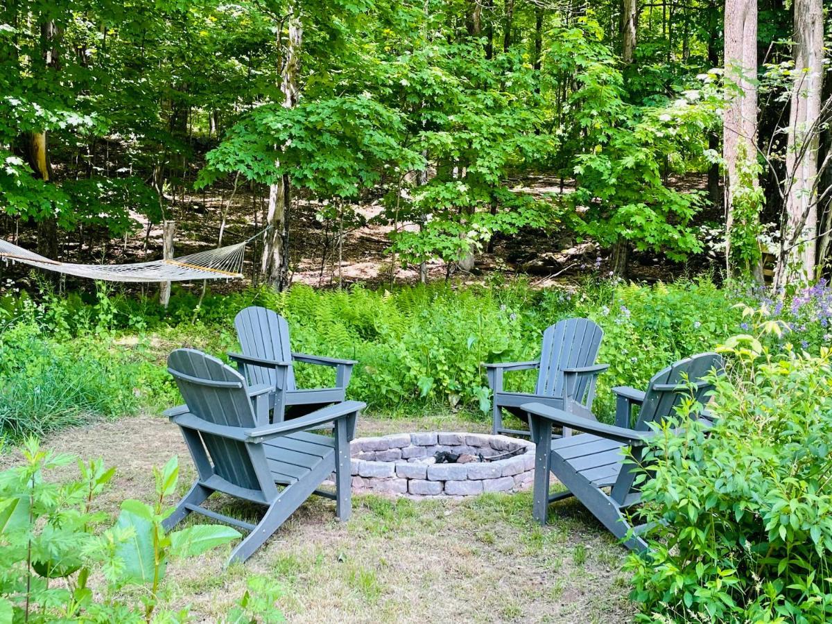 Cozy Cottage With Jacuzzi And Fire Pit And Reading Nook! Livingston Manor Eksteriør bilde