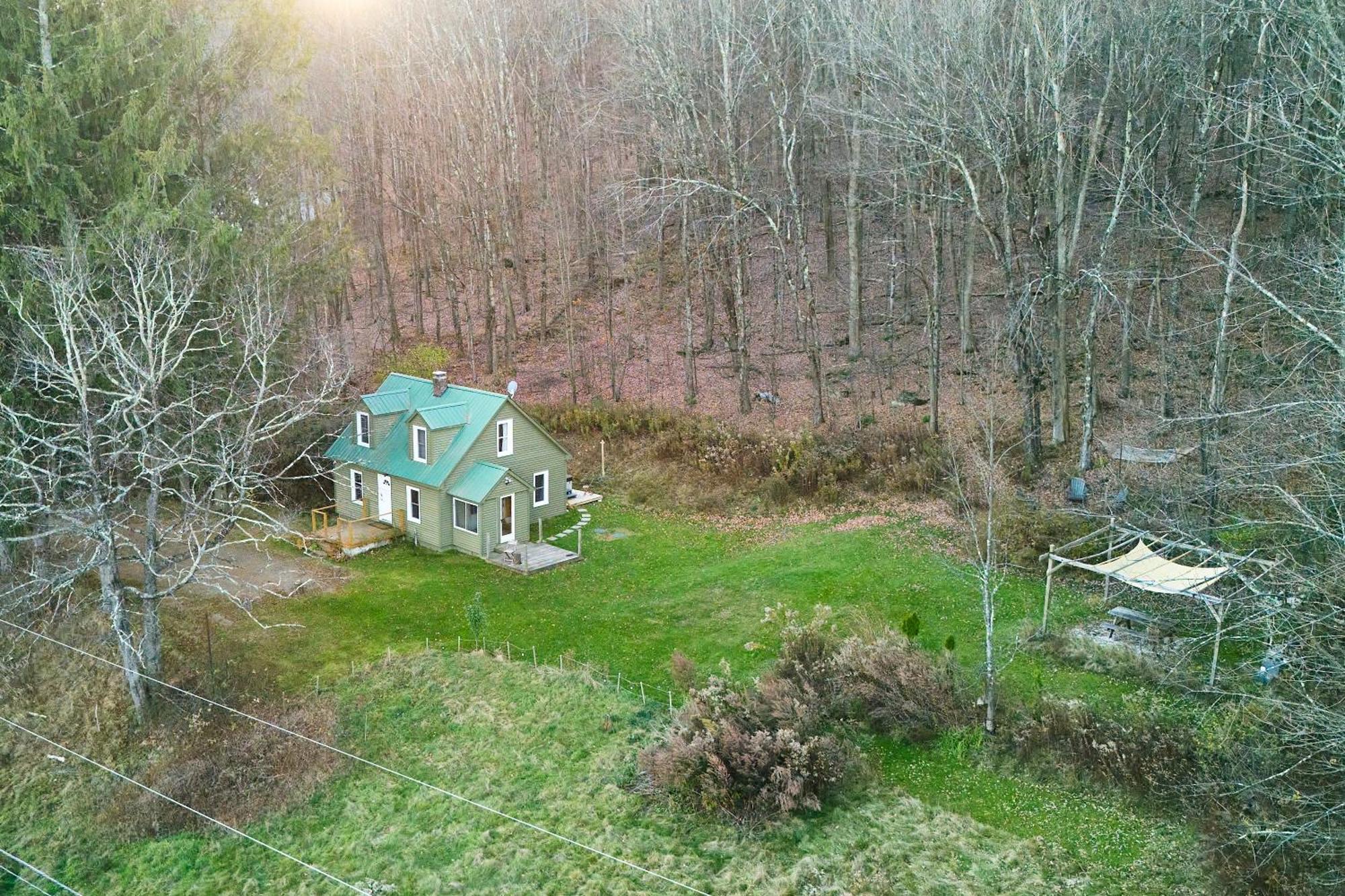 Cozy Cottage With Jacuzzi And Fire Pit And Reading Nook! Livingston Manor Eksteriør bilde